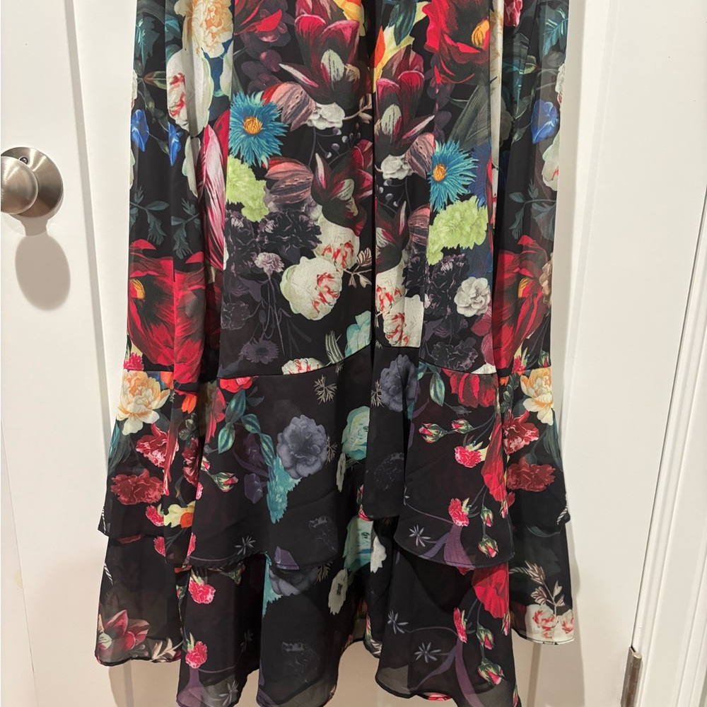 Dalia MacPhee Maxi Floral Dress - Picture 6 of 10